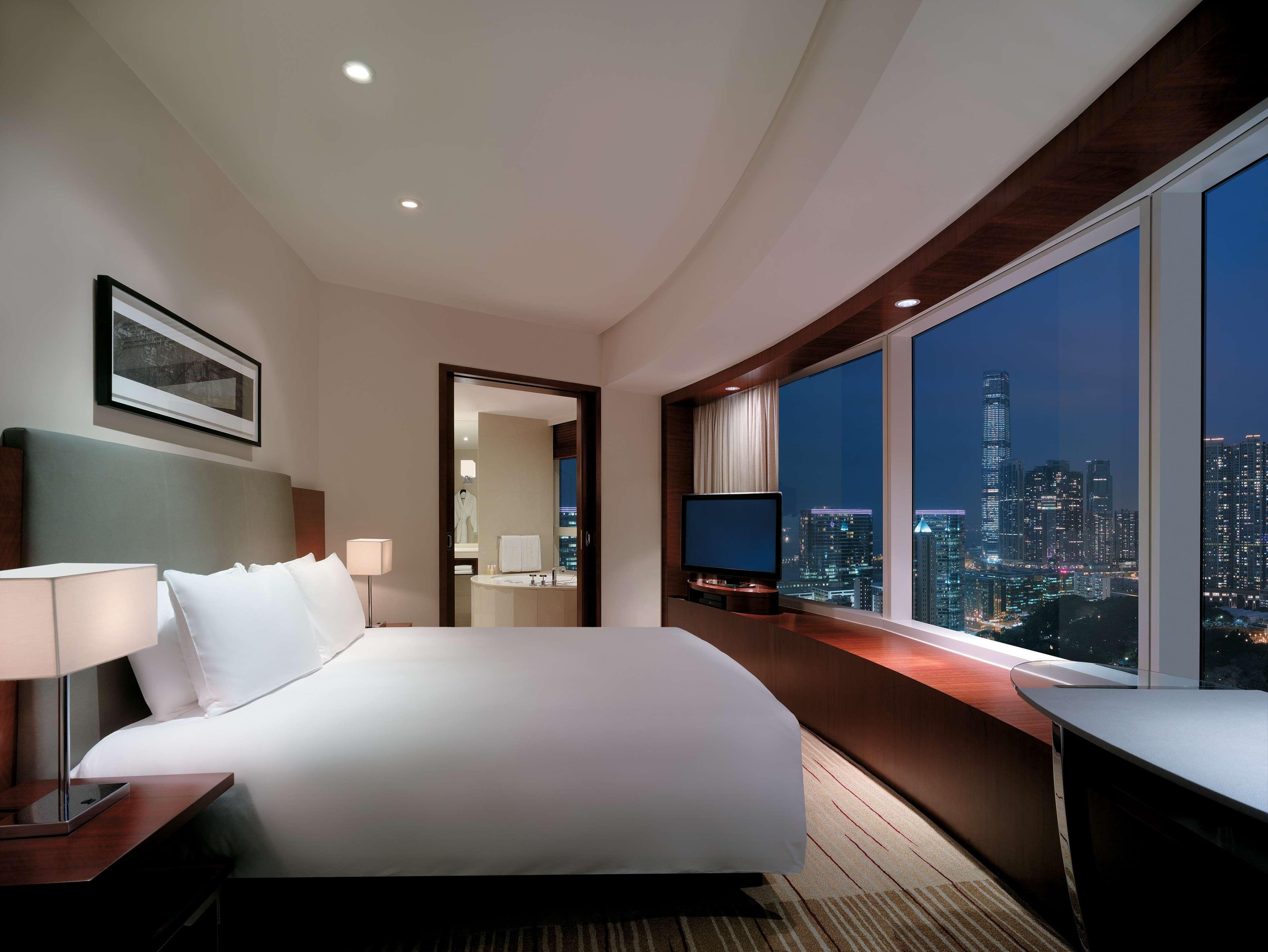 ไฮแอท รีเจนซี จิมซาจุ่ย โรงแรม